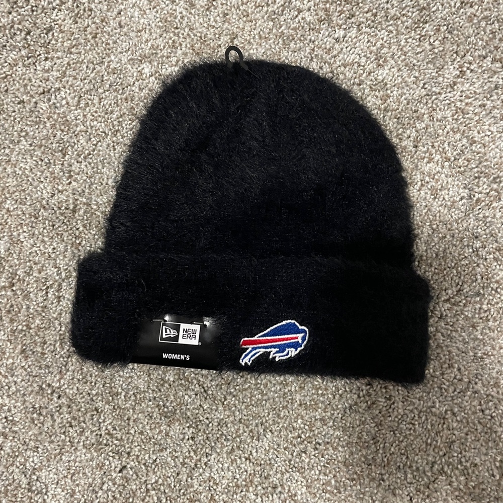 BRAND NEW Buffalo Billslls Winter Hat